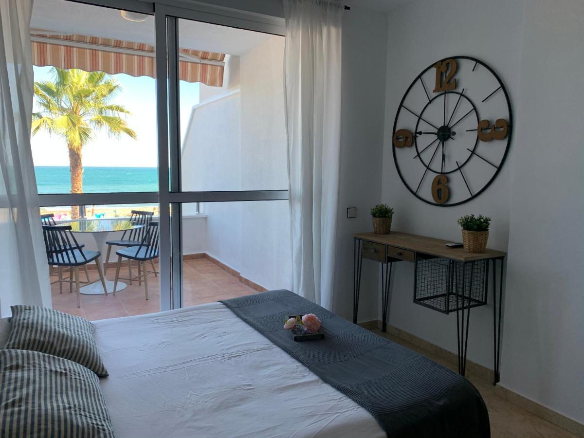 Lujoso Estudio Frontal Al Mar Torremolinos Dış mekan fotoğraf